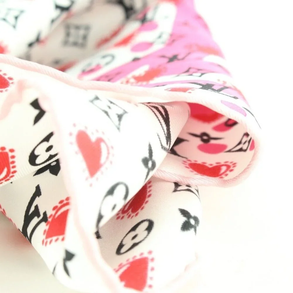 Louis Vuitton Rare Valentine Heart Monogram Silk Scarf 3LK0315
